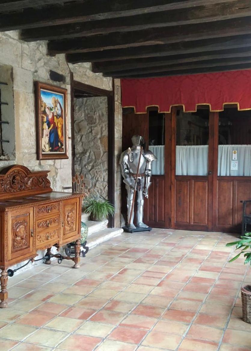 Palacio De Los Alvarado En Las Merindades El Ribero Dış mekan fotoğraf